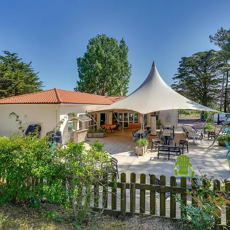 Front In La Faute-sur-Mer